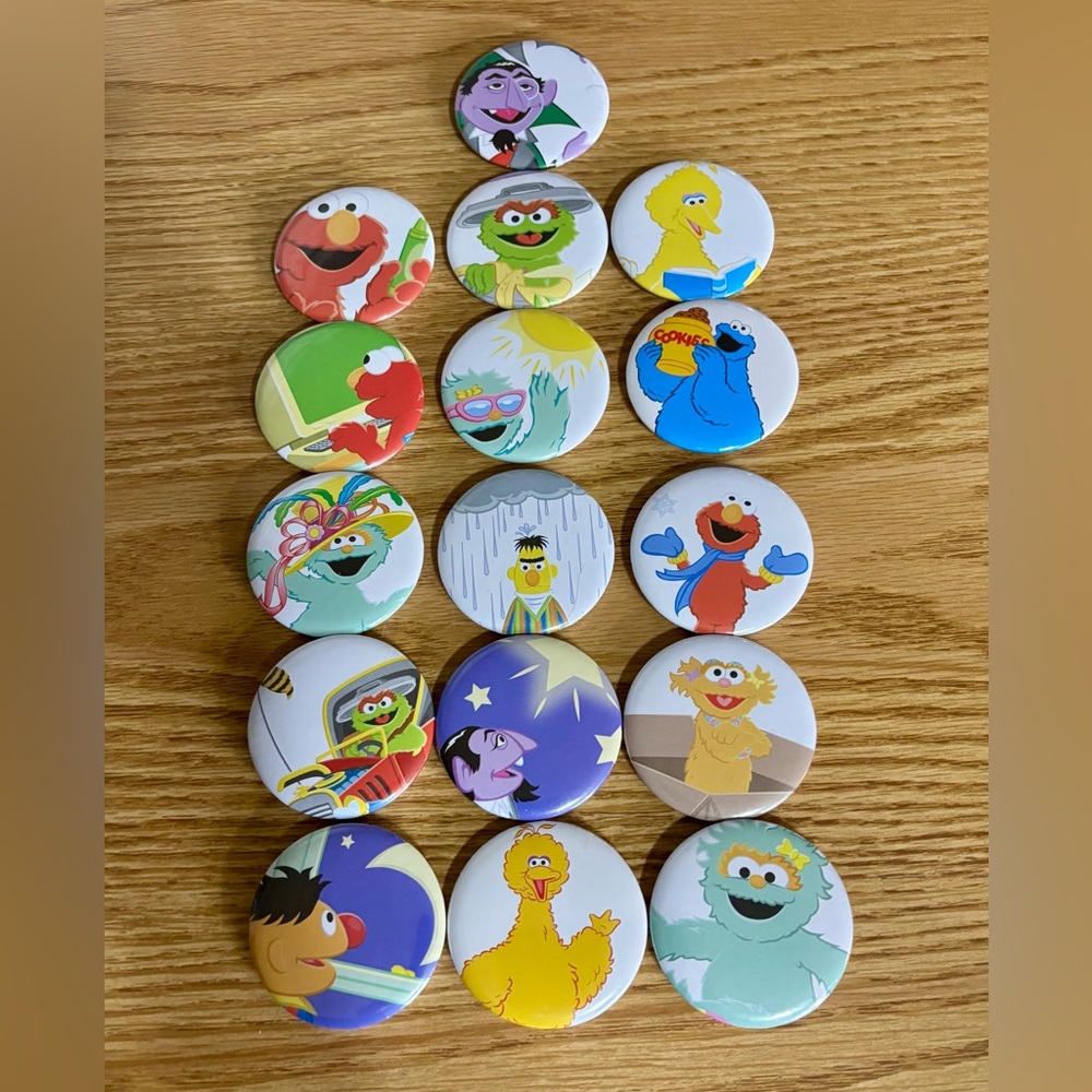 NEW Sesame Street Character Button Set - Picture 1 of 13